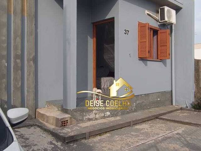 #1043 - Casa para Venda em Sapucaia do Sul - RS